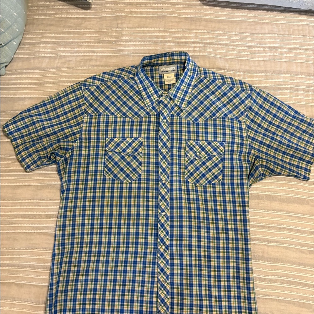 Wrangler Men's Blue and Yellow Checkered Shirt